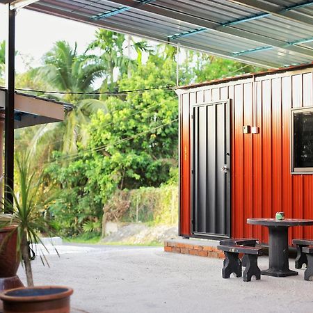 Padang Besar Red Cabin Homestay Exteriör bild